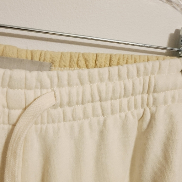 Everlane | Women's White and Tan Colorblock Track Joggers (Size Small) - Picture 10 of 16